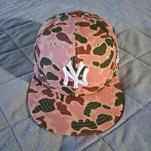 New Era Camouflage 59FIFTY Cap